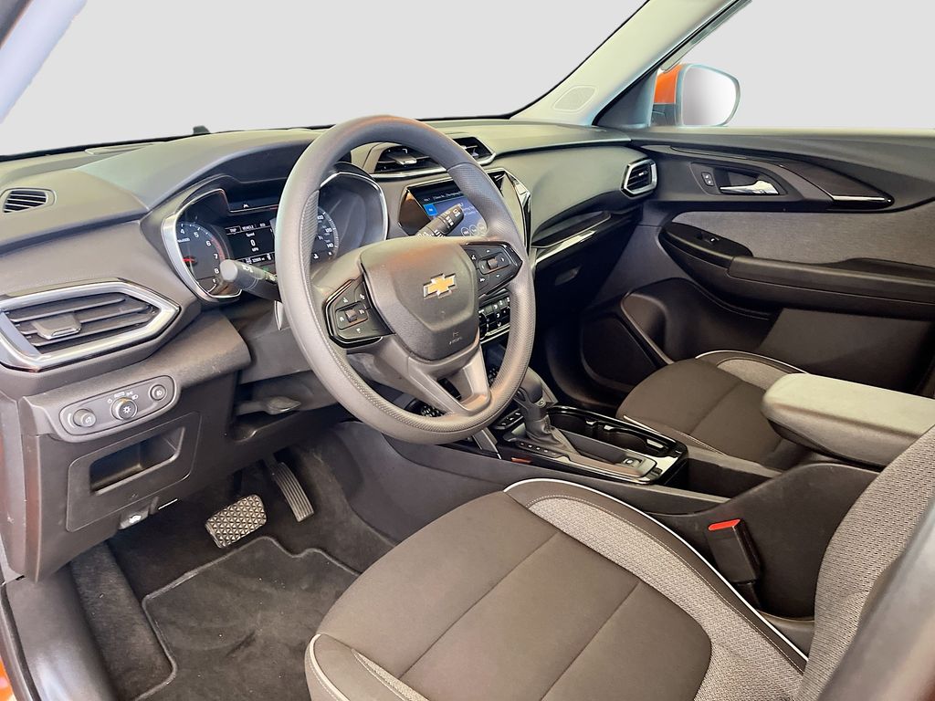 Used 2022 Red Chevrolet LT image 9