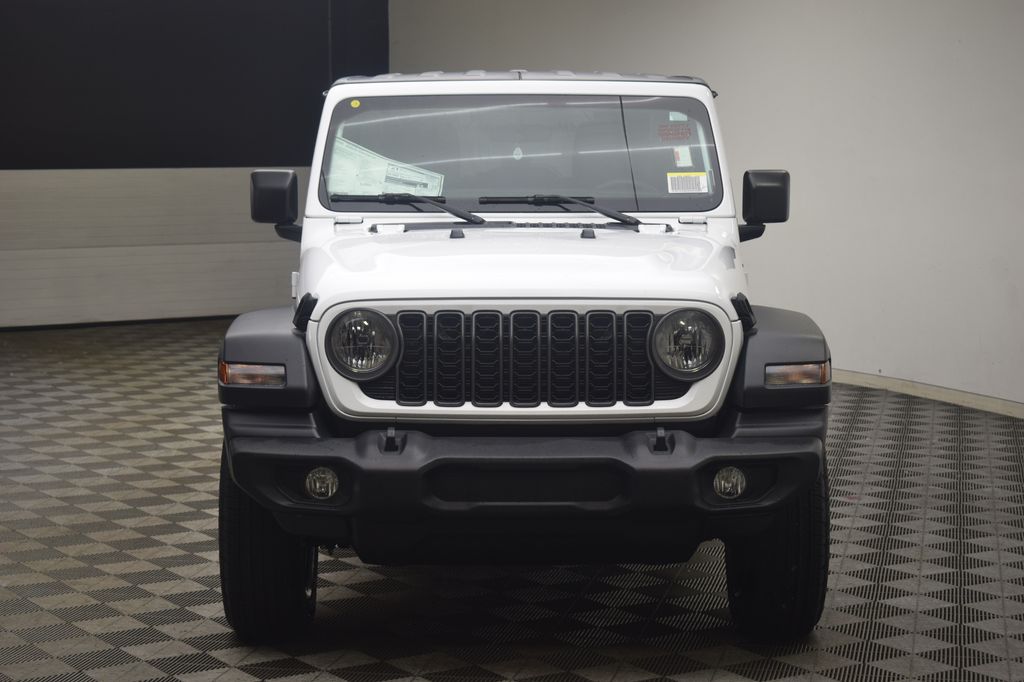new 2026 Jeep Wrangler car, priced at $39,122