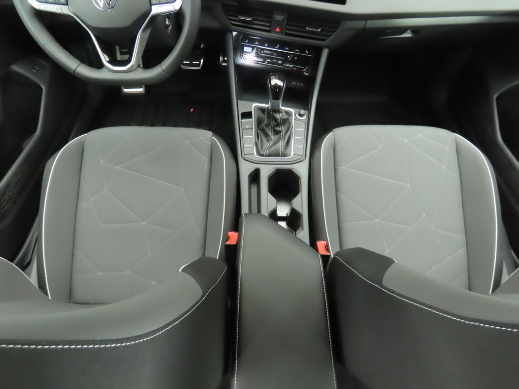 Thumbnail: 2026 Volkswagen Jetta - 16