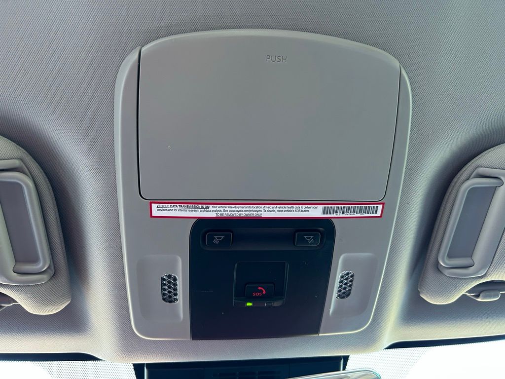 Thumbnail: 2025 Toyota Camry - 29