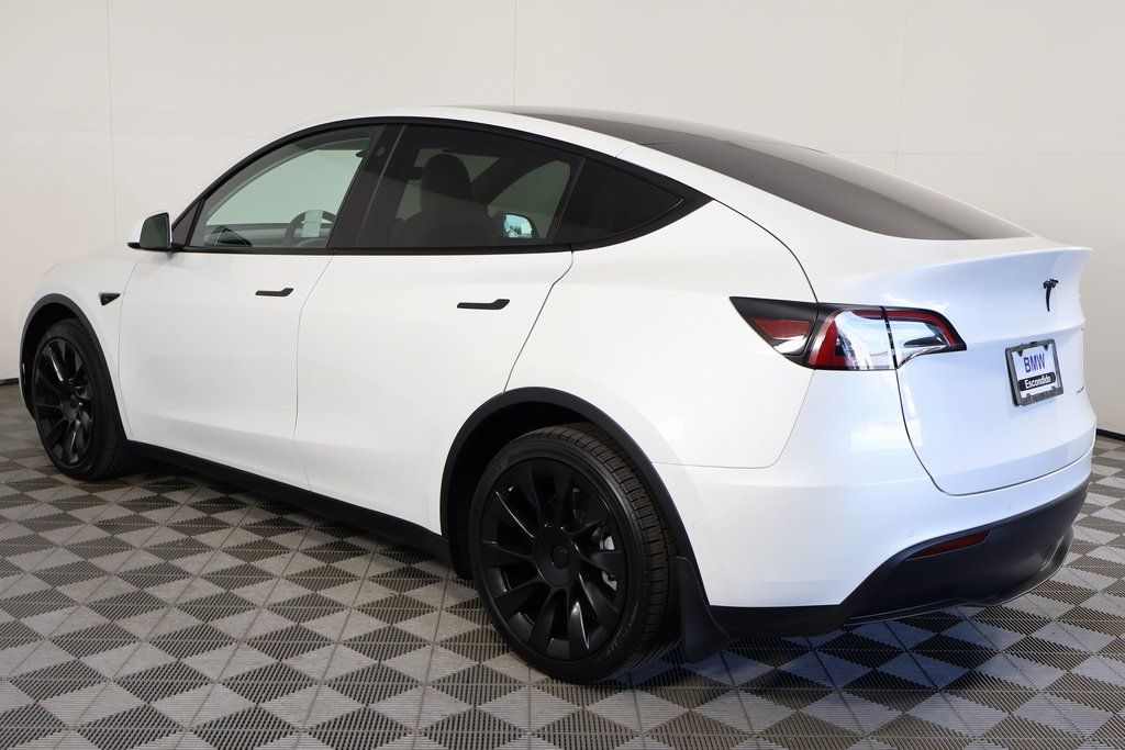 Thumbnail: 2022 Tesla Model Y - 6