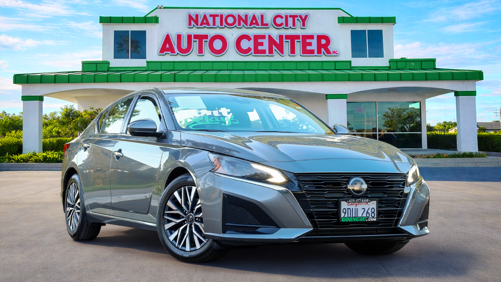 2023 Nissan Altima SV