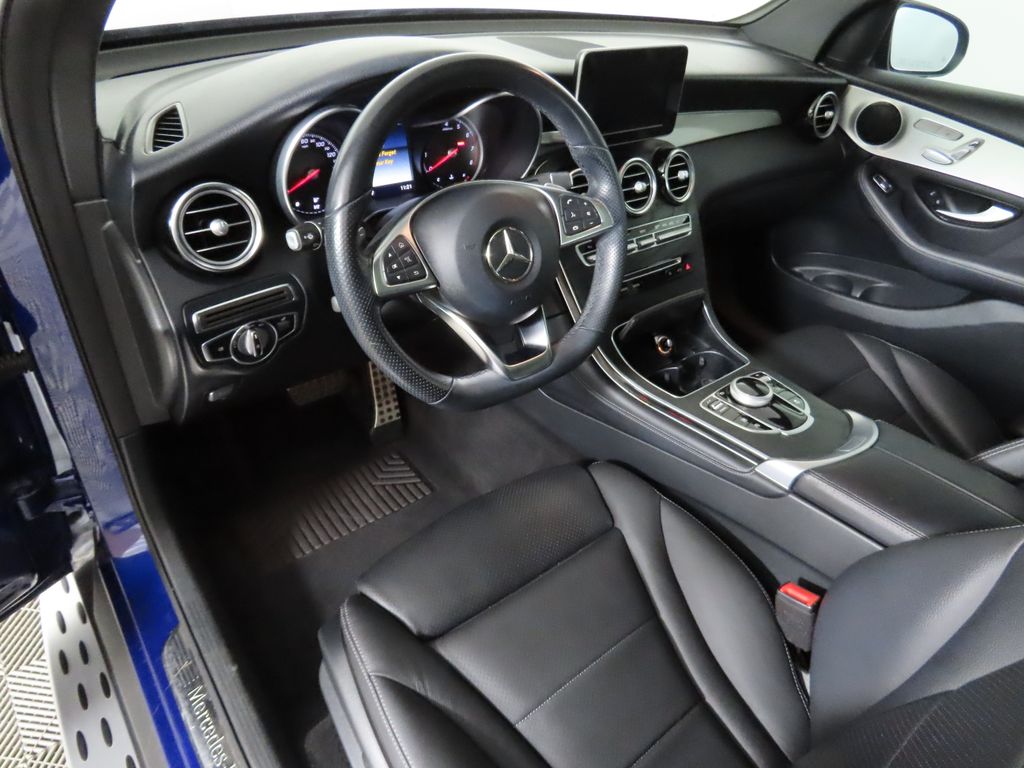 2019 Mercedes-Benz GLC 300 9