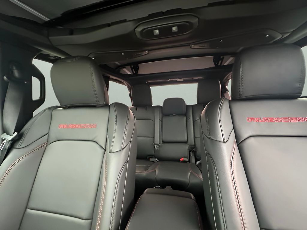 2026 Jeep Wrangler 4-Door Rubicon - Photo 35