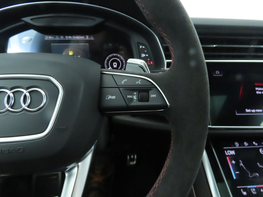 2025 Audi RS Q8 4.0T 13