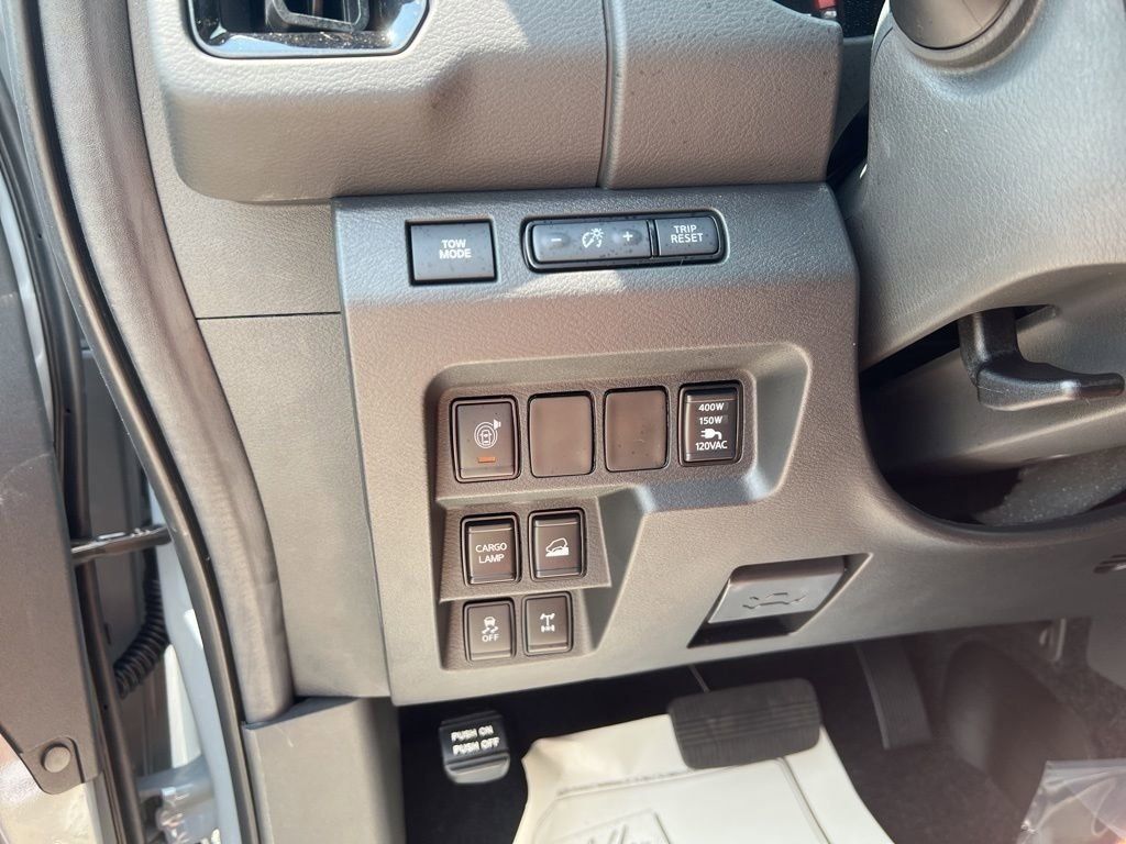 2025 Boulder Gray Pearl Nissan Frontier PRO-4X 4X4 Truck