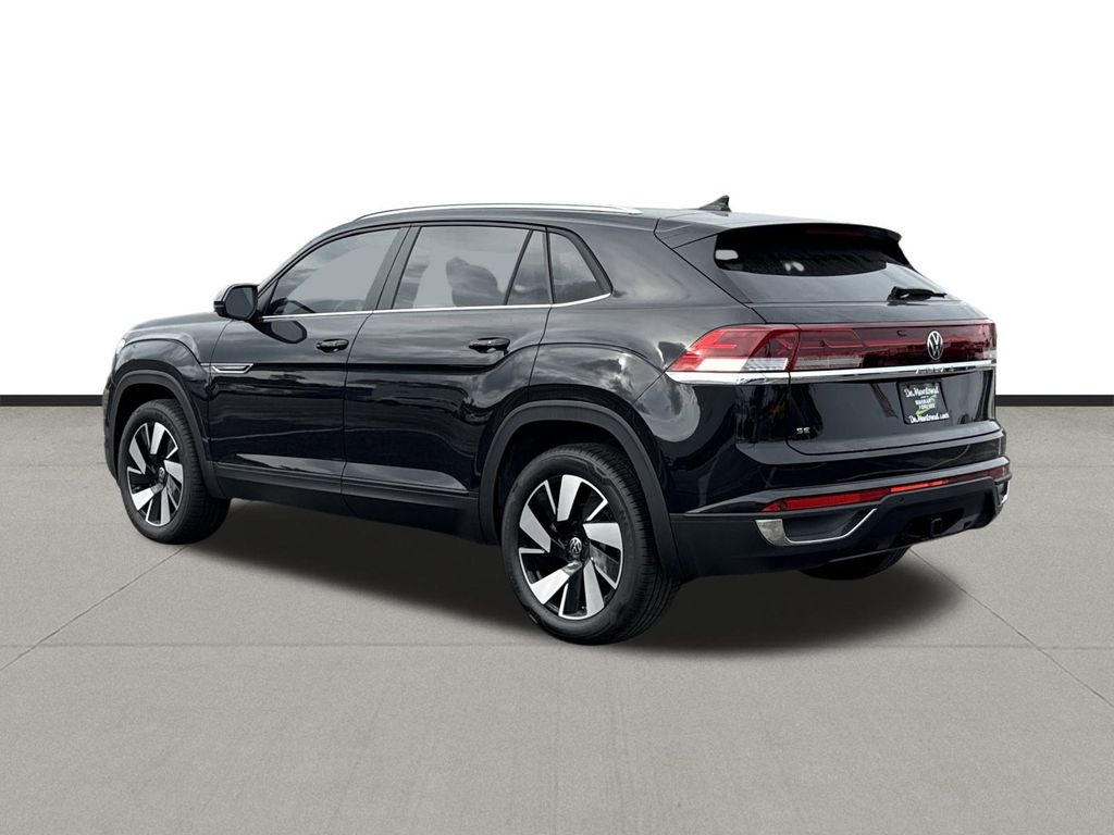 2026 Volkswagen Atlas Cross Sport 2.0T SE w/Technology Black at DeMontrond Auto Country