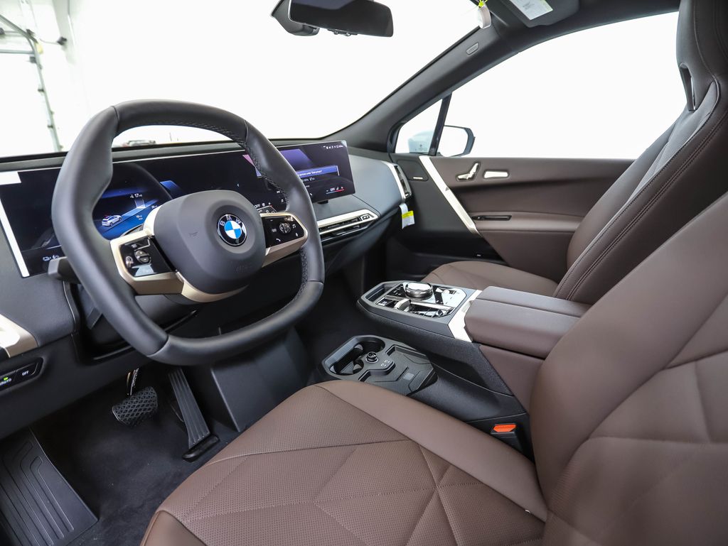 Thumbnail: 2026 BMW iX - 11