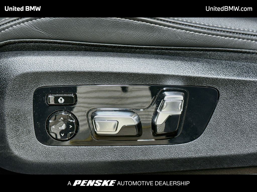Thumbnail: 2025 BMW X5 - 11