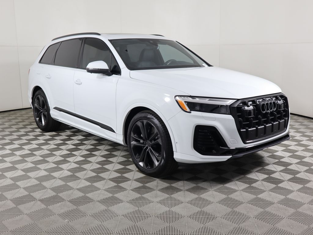 Thumbnail: 2026 Audi Q7 - 4