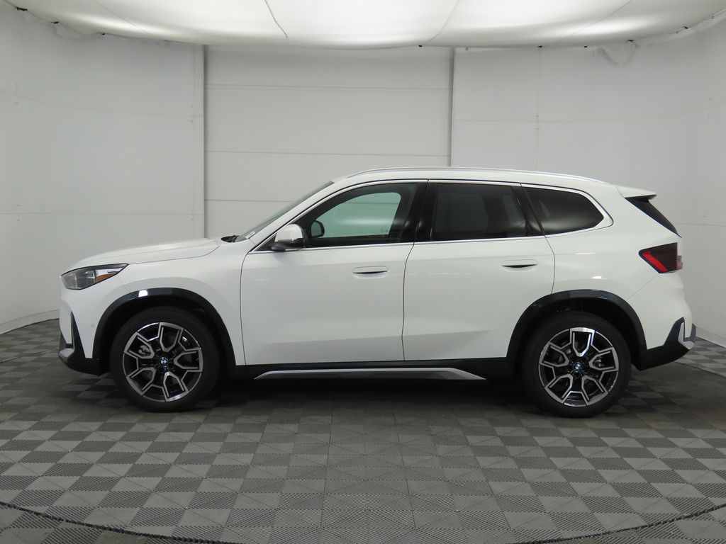 Thumbnail: 2025 BMW X1 - 9