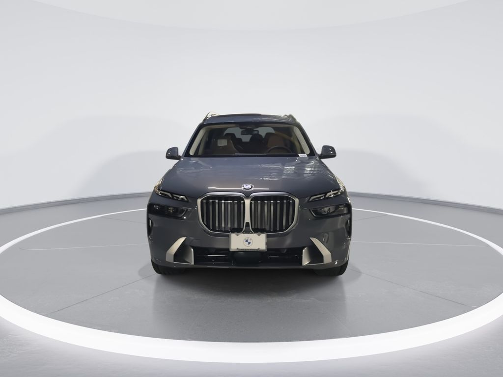 Thumbnail: 2026 BMW X7 - 3