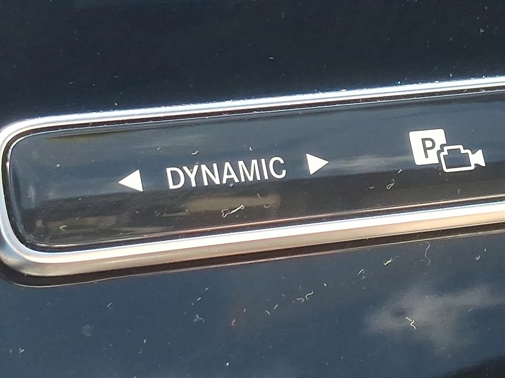 Thumbnail: 2025 Mercedes-Benz GLC - 23