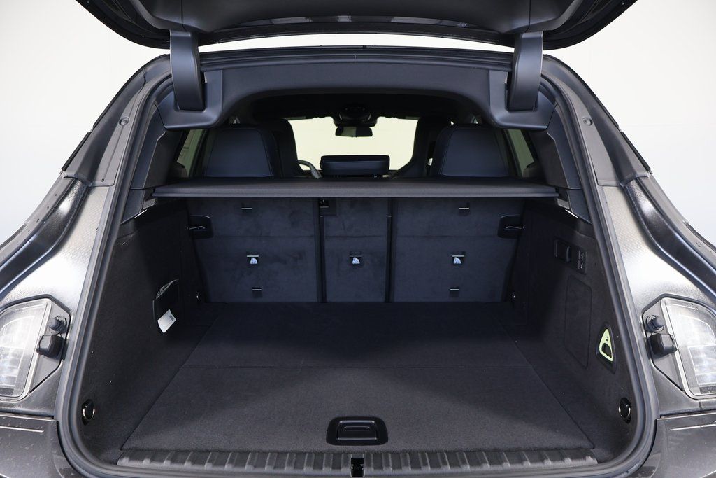 Thumbnail: 2026 BMW iX - 8