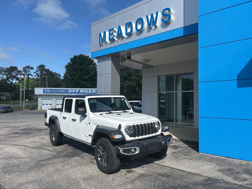 2025 Jeep Gladiator Sport S Crew Cab 4WD