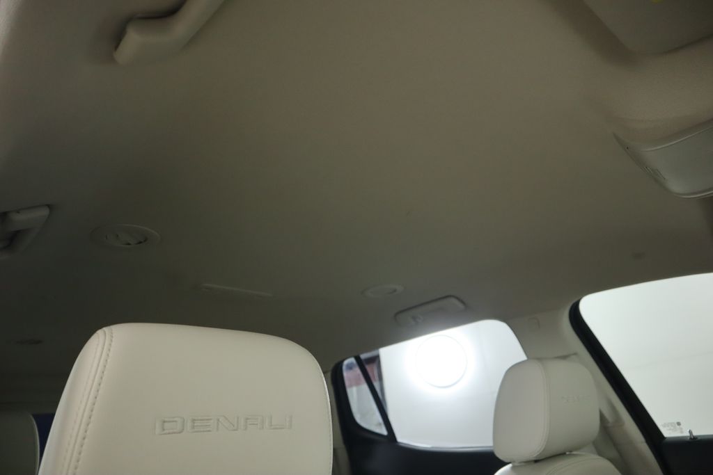 2021 GMC Acadia Denali 18