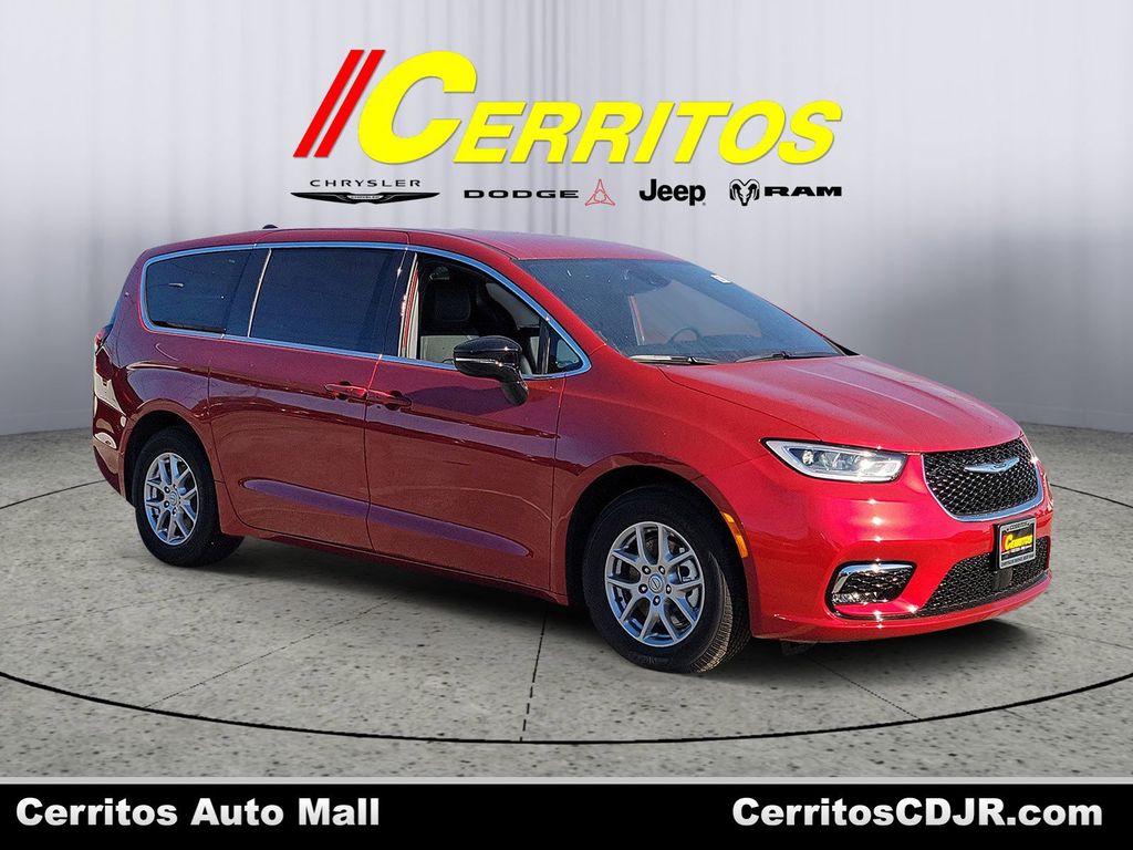 2026 Chrysler Pacifica Select FWD