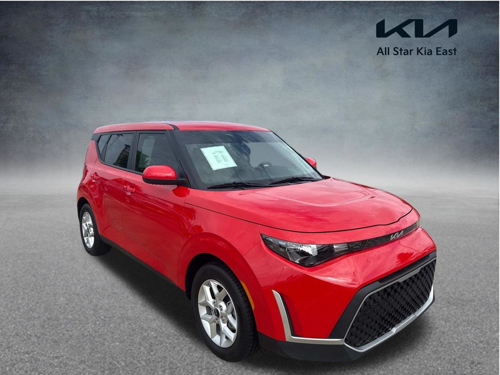 Inferno Red 2025 Kia Soul SUV / Crossover Front-Wheel Drive Continuously Variable Transmission