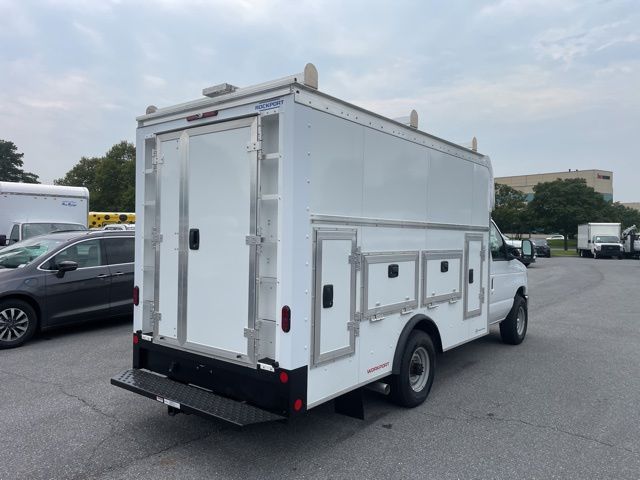 2026 Ford E-350 Cutaway 