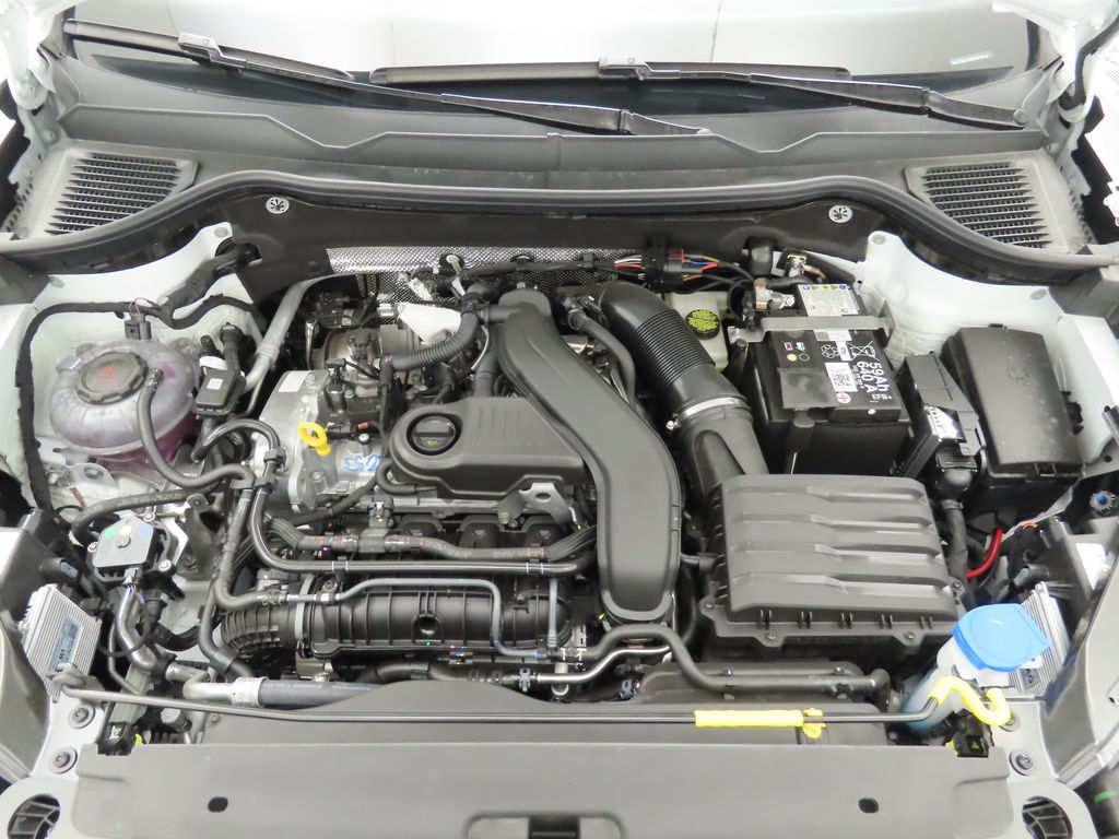 Thumbnail: 2025 Volkswagen Taos - 29