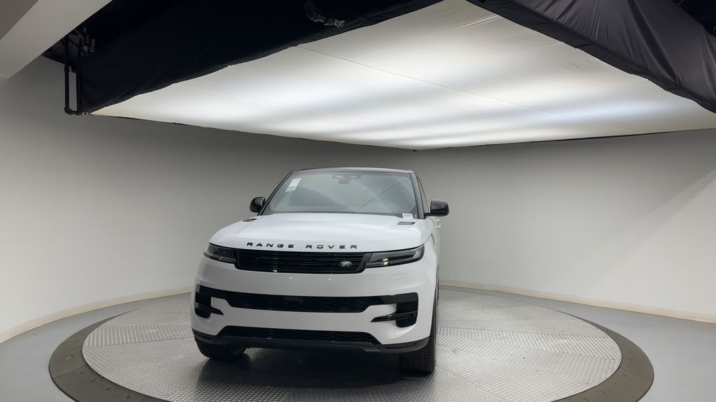 Thumbnail: 2024 Land Rover Range Rover Sport - 3
