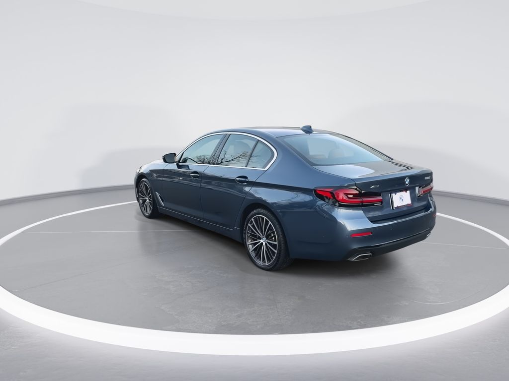 Thumbnail: 2023 BMW 5 Series - 6