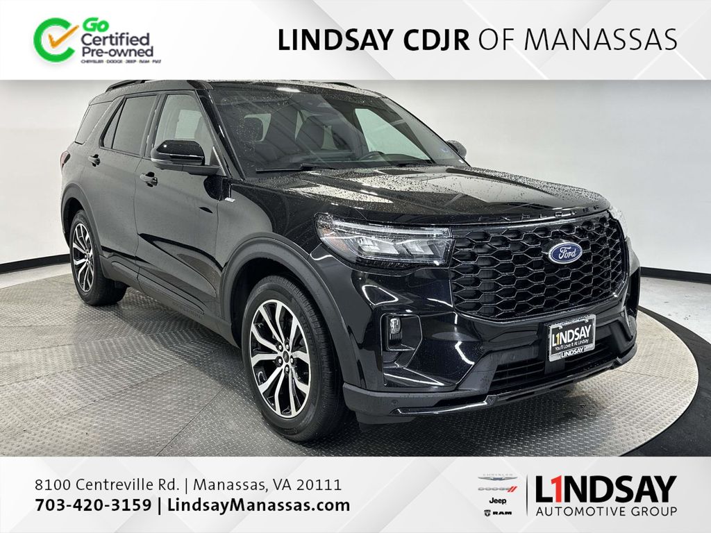 2025 Ford Explorer ST-Line RWD