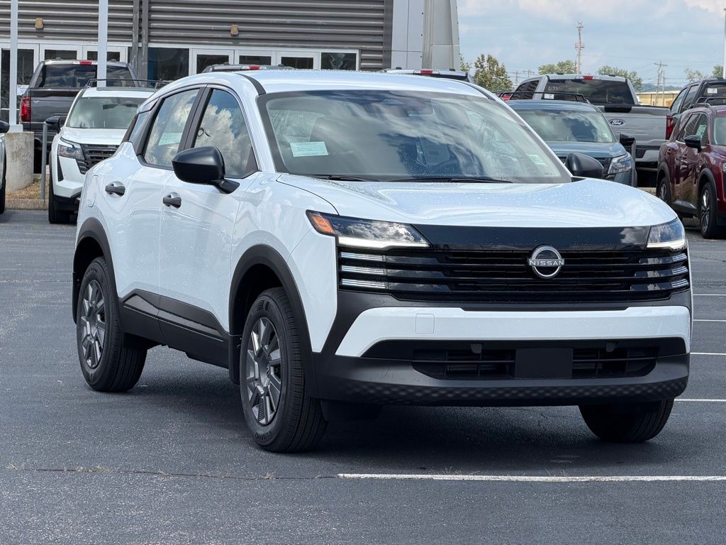 View vehicle photo 2