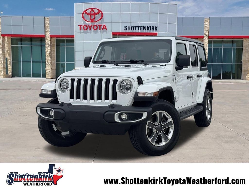 2022 Jeep Wrangler Sahara's photo