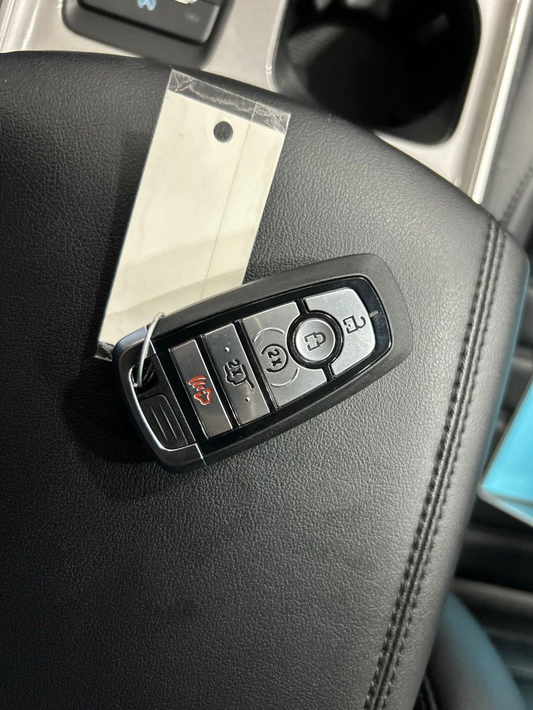 used 2024 Ford Edge car, priced at $29,917