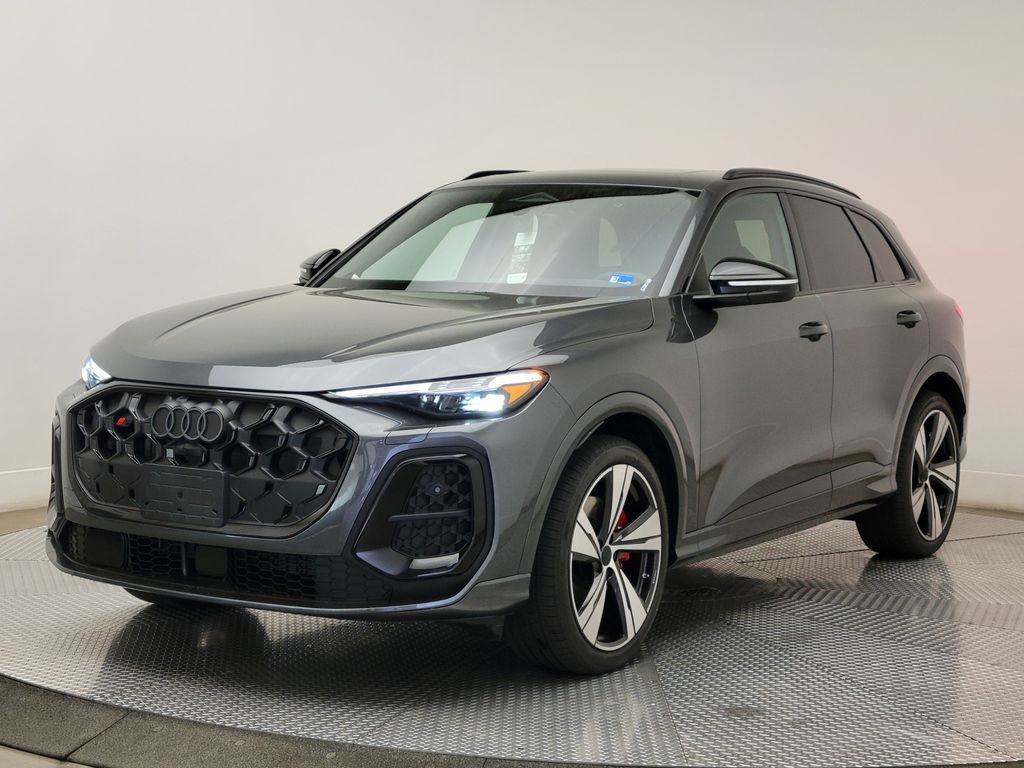 Thumbnail: 2026 Audi SQ5 - 2