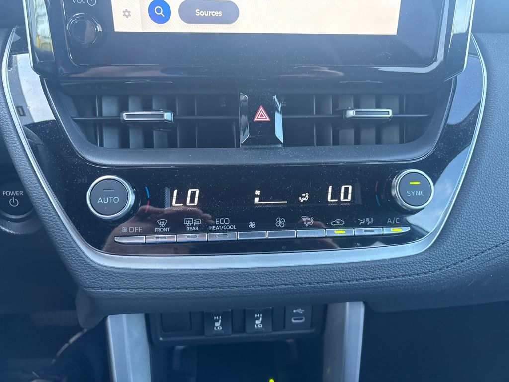 Used 2025 Silver Toyota Hybrid XSE image 17