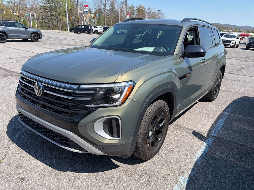 Green Pearl 2025 Volkswagen Atlas Peak Edition 4Motion SUV / Crossover All-Wheel Drive 8-Speed Automatic