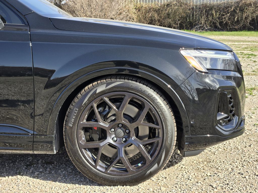 new 2026 Audi SQ7 car, priced at $103,115