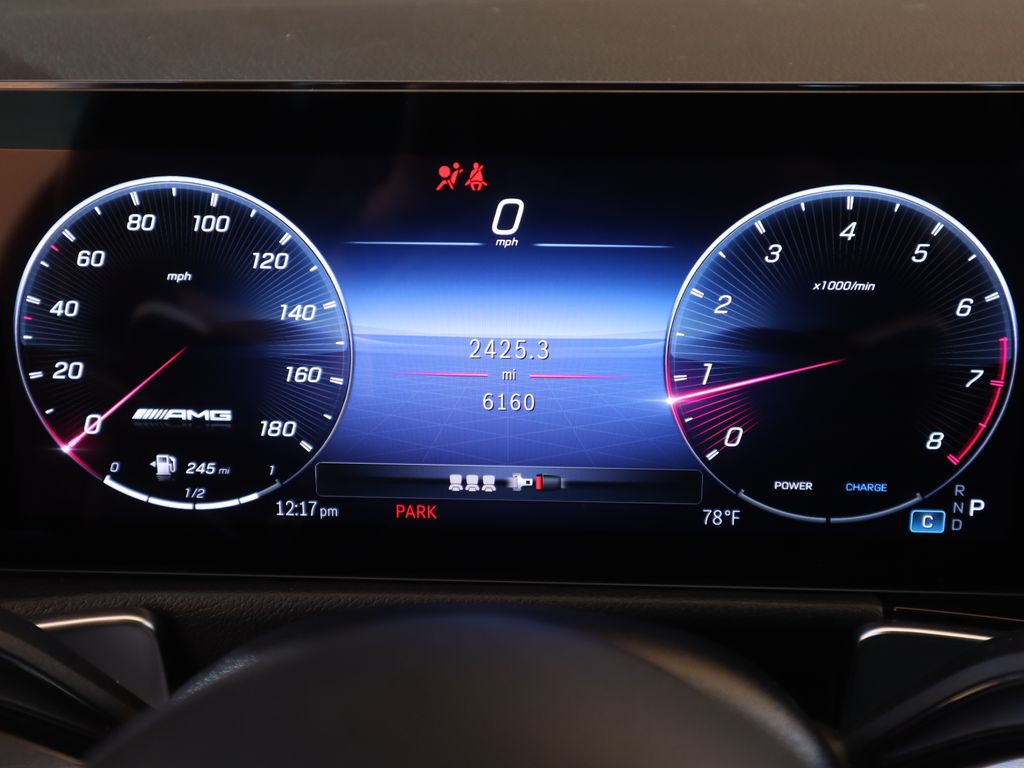 Thumbnail: 2025 Mercedes-Benz GLB - 31