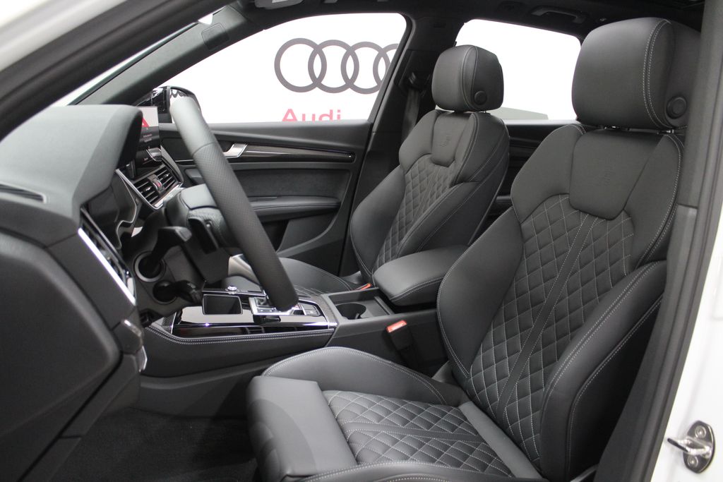 2025 Audi SQ5  13