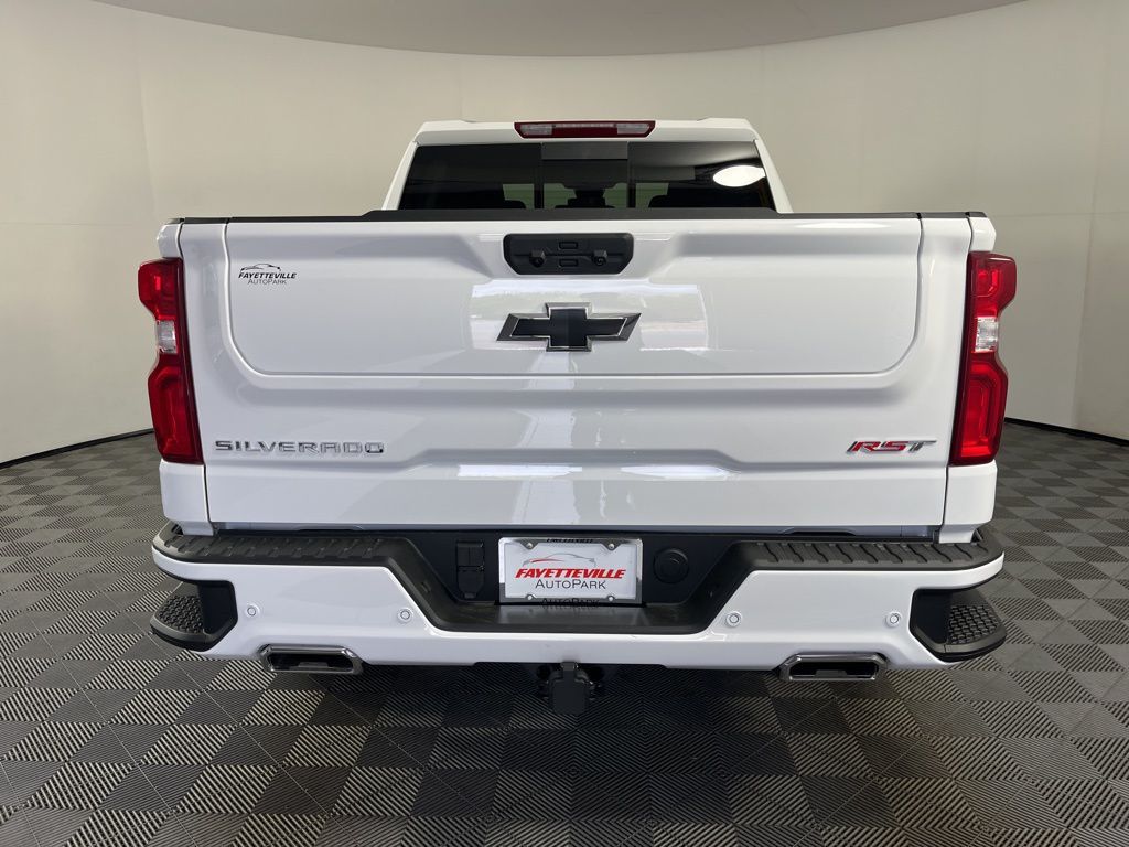 Thumbnail: 2026 Chevrolet Silverado 1500 - 4