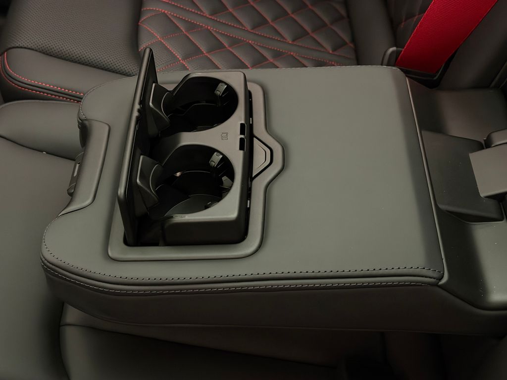 Thumbnail: 2026 Audi Q7 - 19