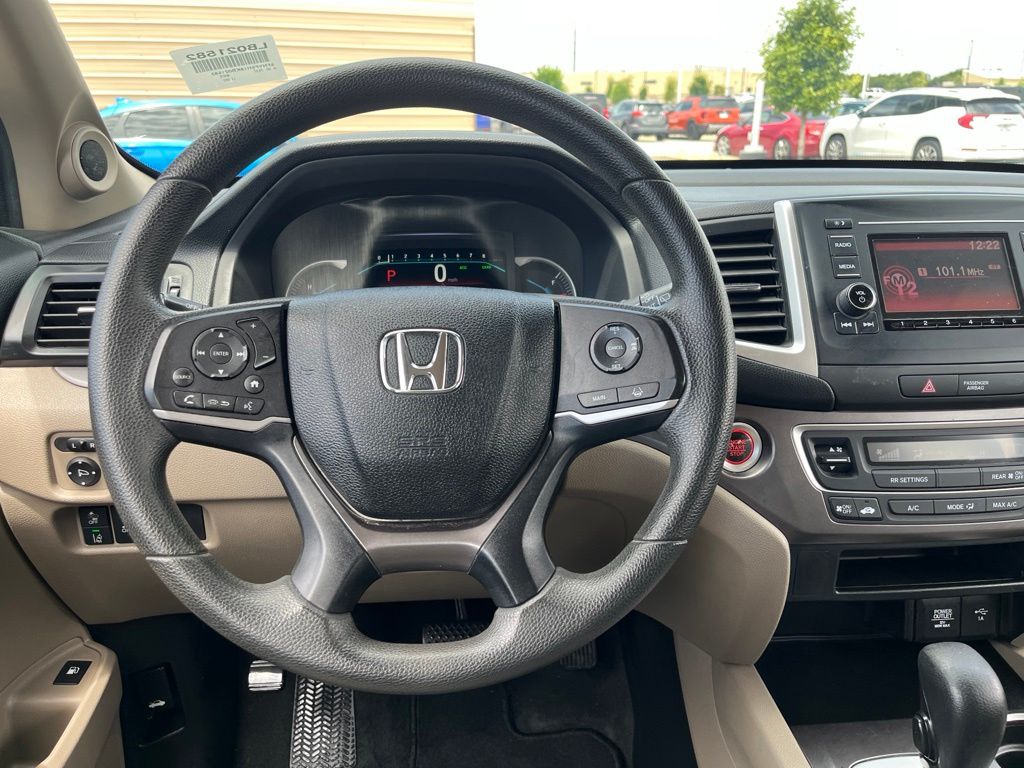 Thumbnail: 2019 Honda Pilot - 16
