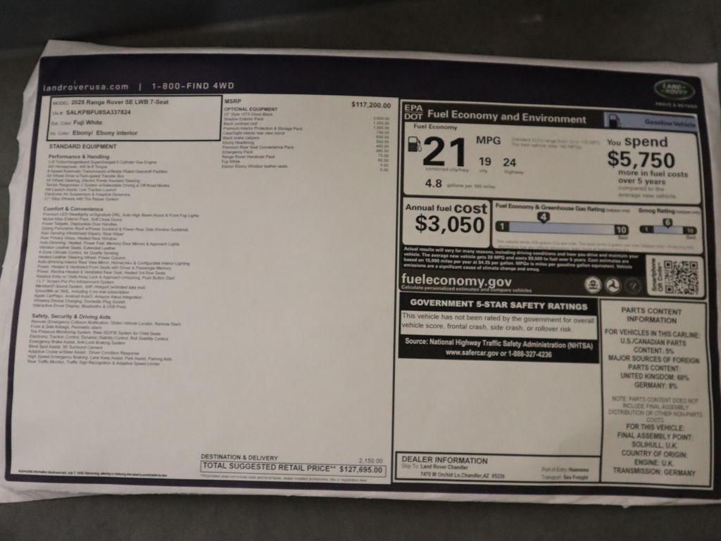 Thumbnail: 2025 Land Rover Range Rover - 9