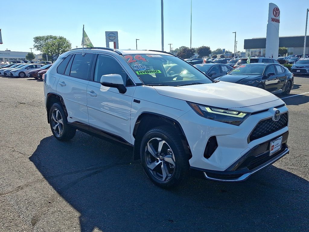Thumbnail: 2024 Toyota RAV4 - 3