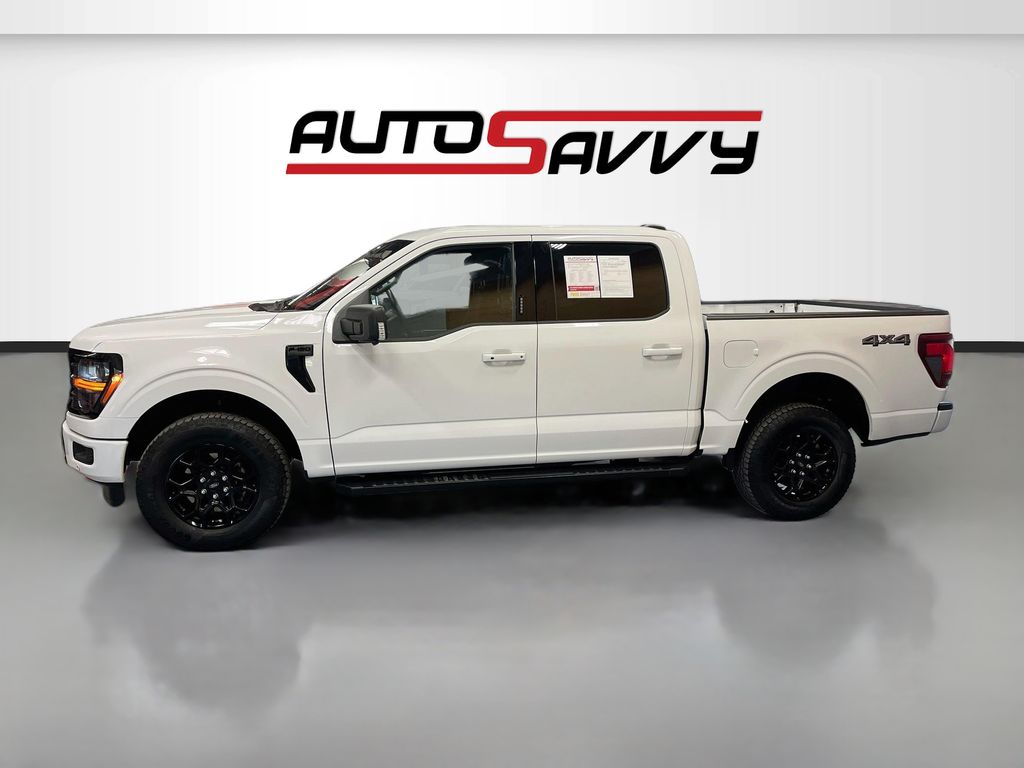 Used 2024 Oxford White Ford XLT image 4