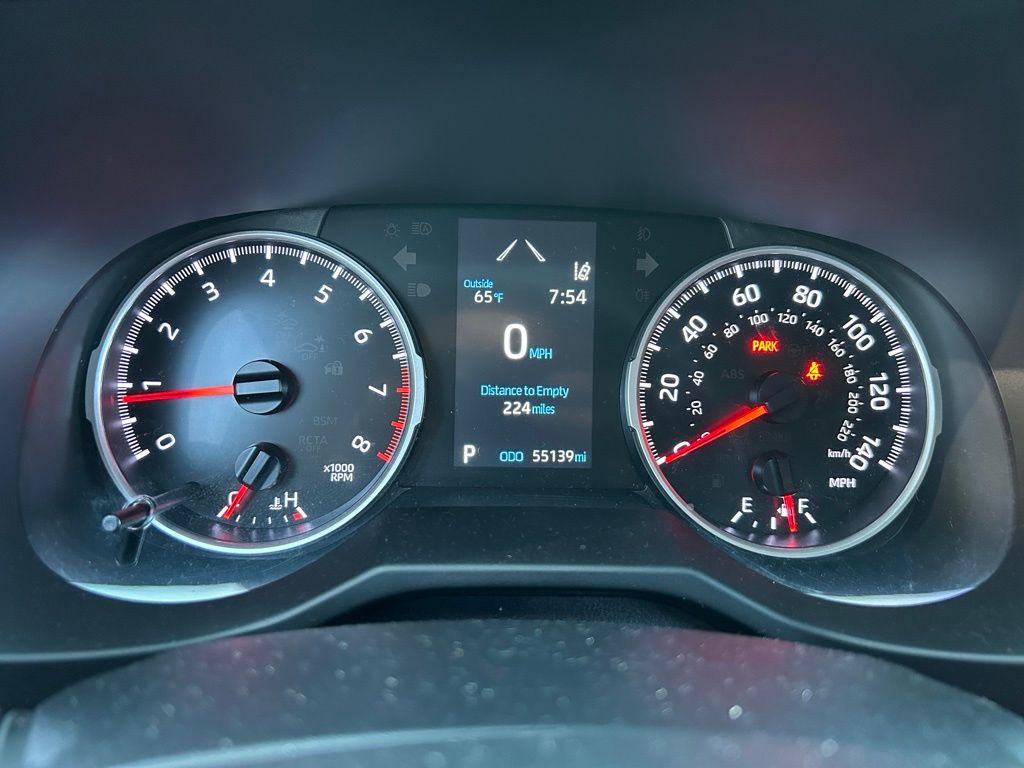 Thumbnail: 2022 Toyota RAV4 - 22