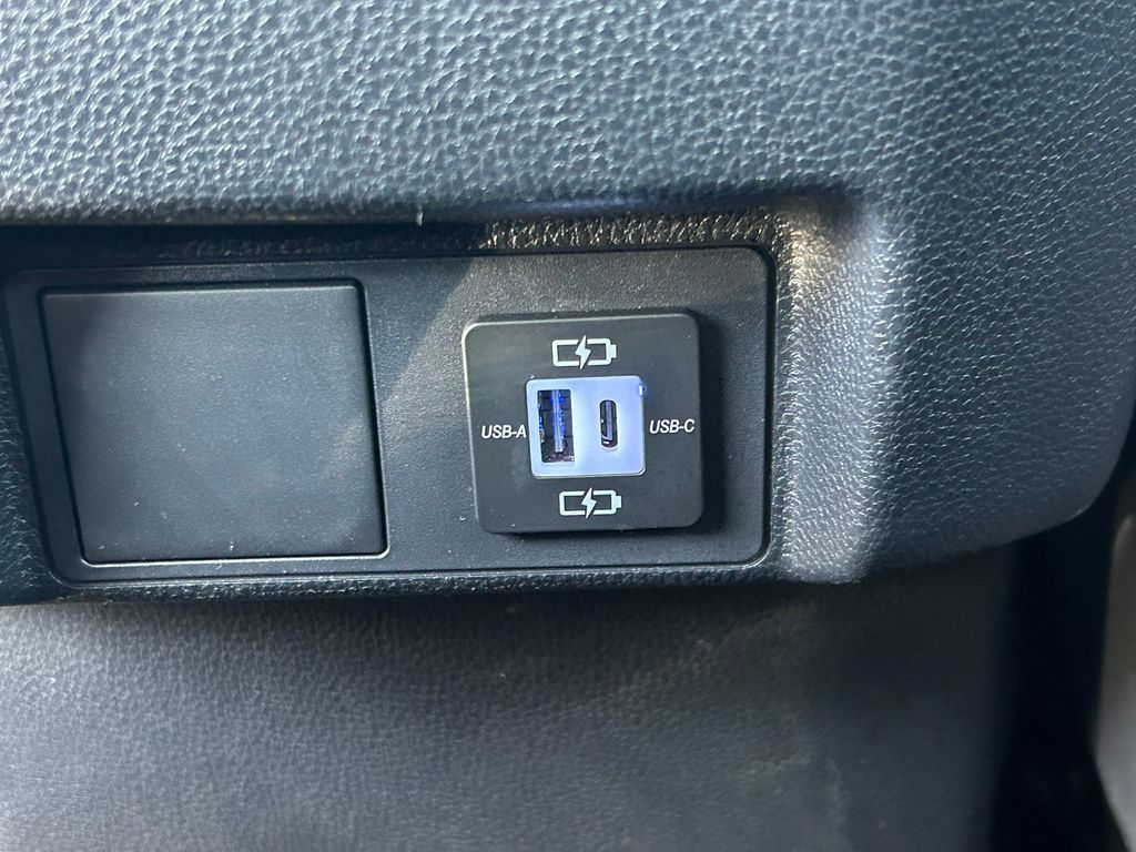 Used 2025 Toyota Tacoma Truck
