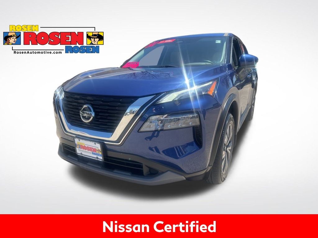 2021 Nissan Rogue SV photo
