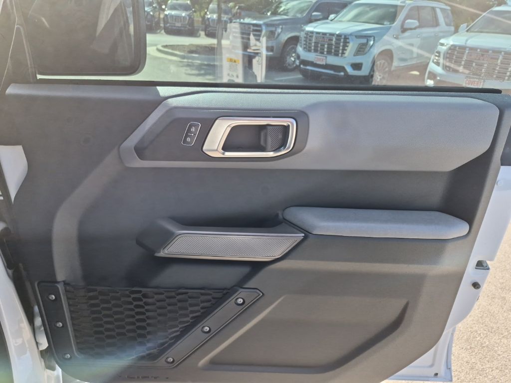 Used Car 2022 Ford Bronco  Black Diamond For Sale Under $35,000 In Austin, Texas