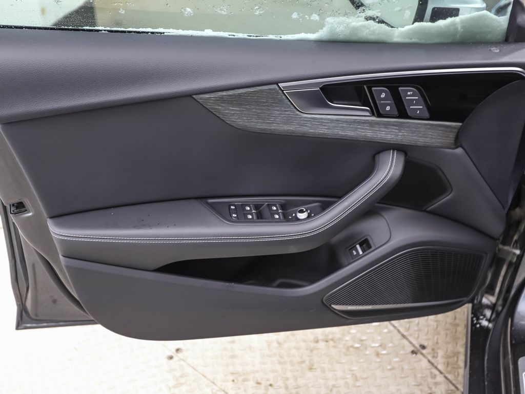 Thumbnail: 2023 Audi A5 - 9