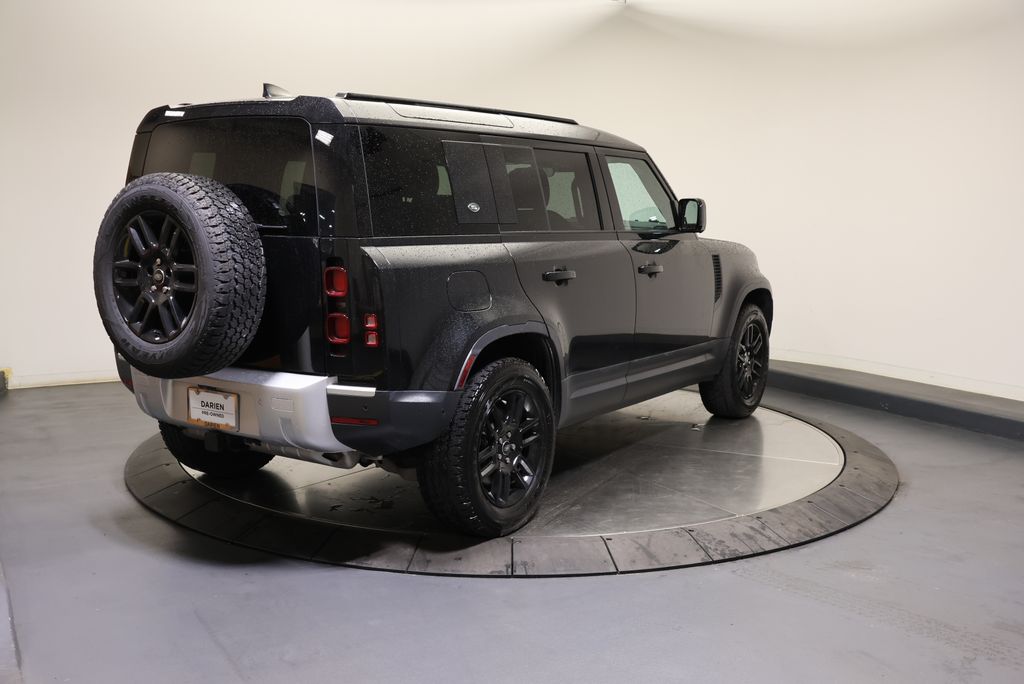 Thumbnail: 2024 Land Rover Defender - 5