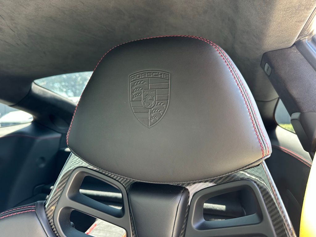 Thumbnail: 2018 Porsche 911 - 30