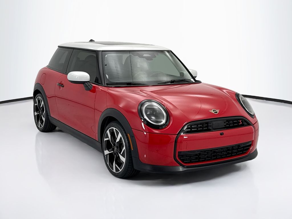 Used 2025 Red MINI  image 3